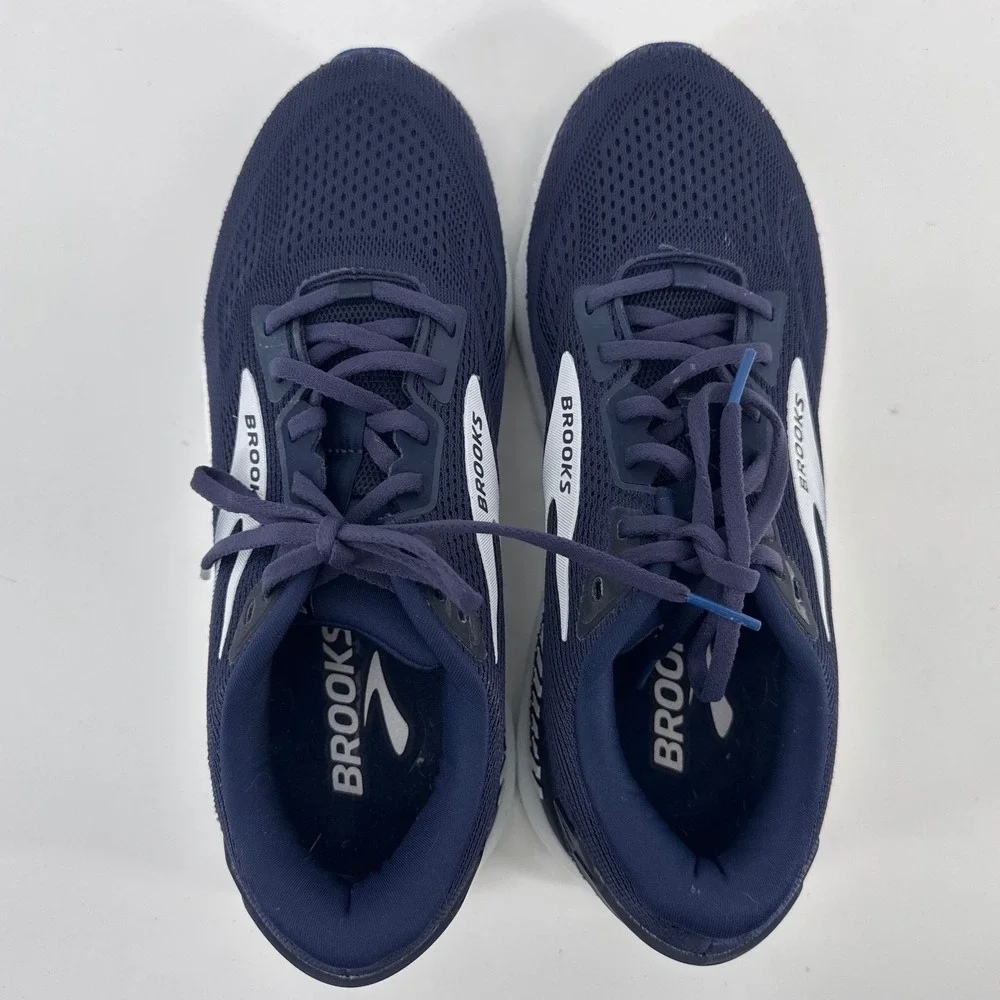Brooks Beast GTS Men's Size 10 Wide 2E Navy Blue Running Shoes 1104252E